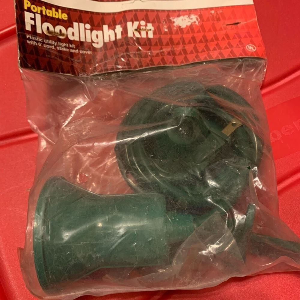 ACE Portable Floodlight Kit